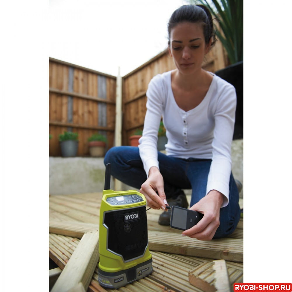Ryobi 18v radio new arrivals