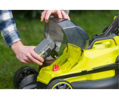 Бесщеточная газонокосилка Ryobi ONE+ 18В RY18LMX40B-240