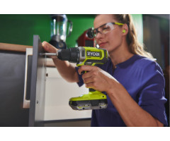 Дрель-шуруповерт Ryobi 18В RDD18-2C415S